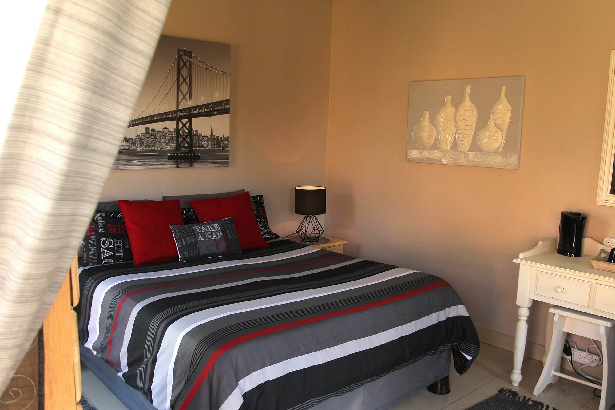 642 On Vincent Bed and Breakfast Pretoria-Noord Eksteriør billede